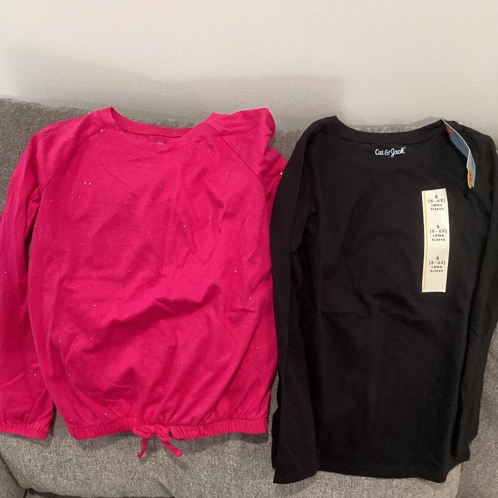 Set of Two Long Sleeved T-Shirts in Sparkly Pink and Black, Size  S (6/6X)